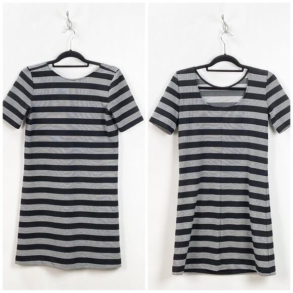2/$30 Gap XS Womens White Black Striped Shift Dress - Picture 1 of 5